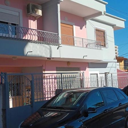 Royal Aparthotel Vlorë 外观 照片