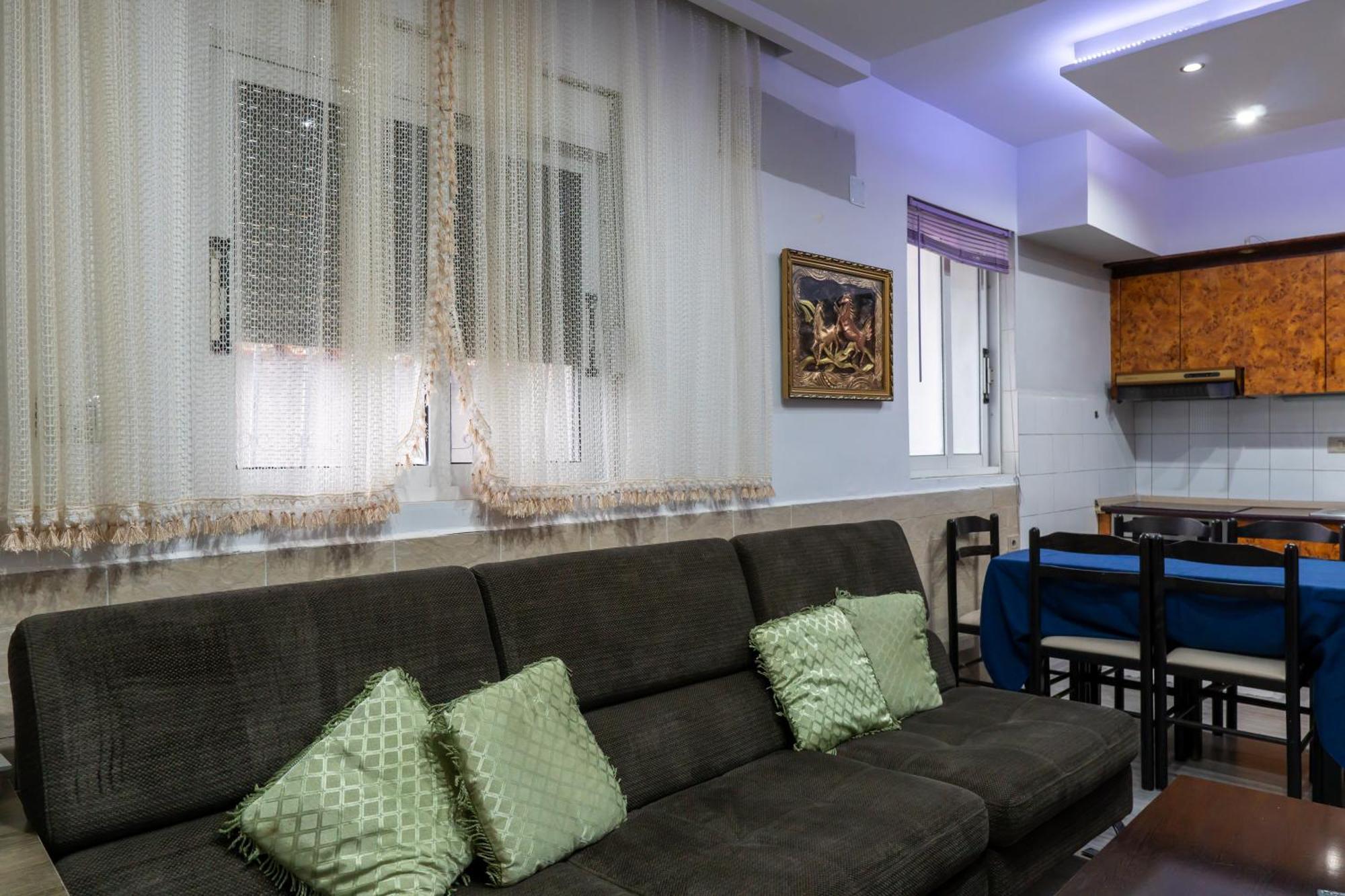 Royal Aparthotel Vlorë 外观 照片