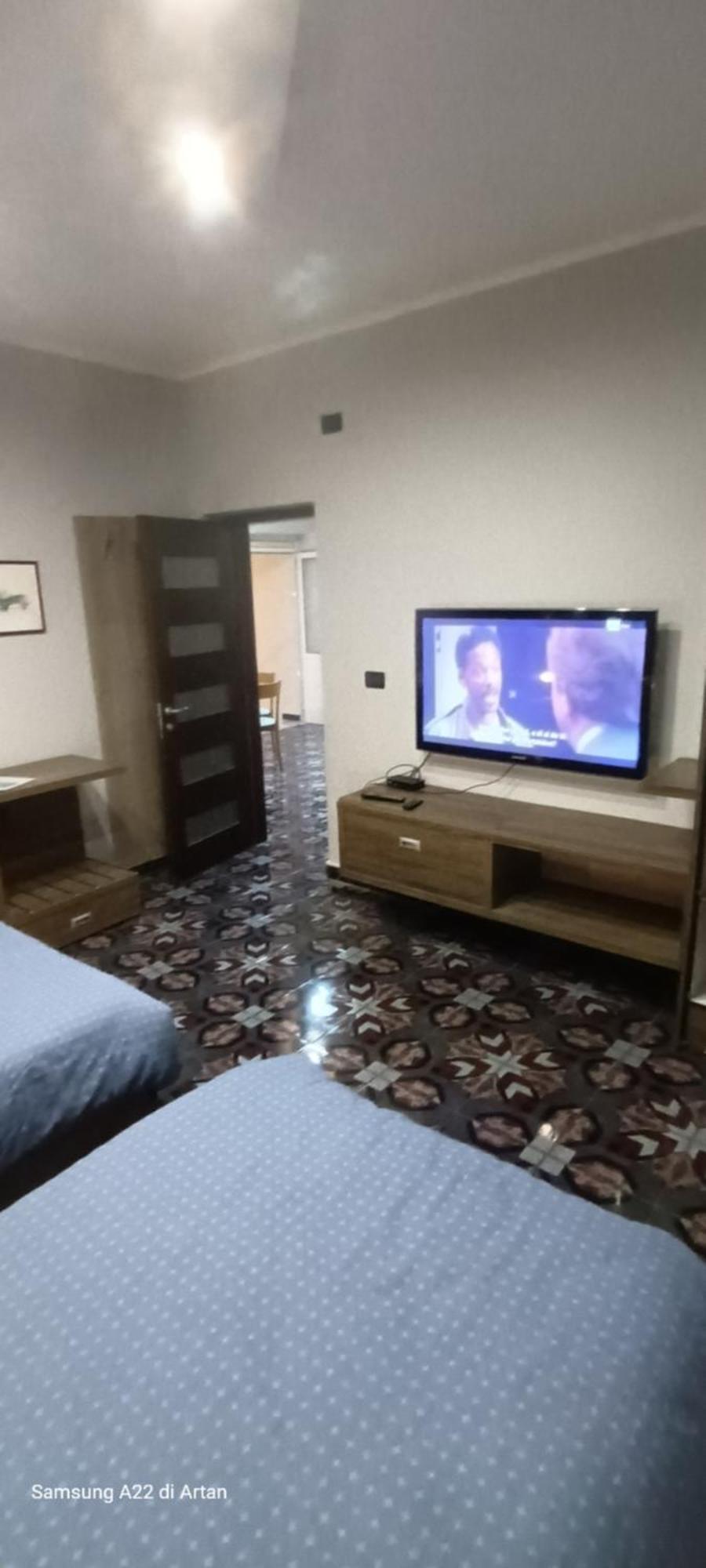Royal Aparthotel Vlorë 外观 照片