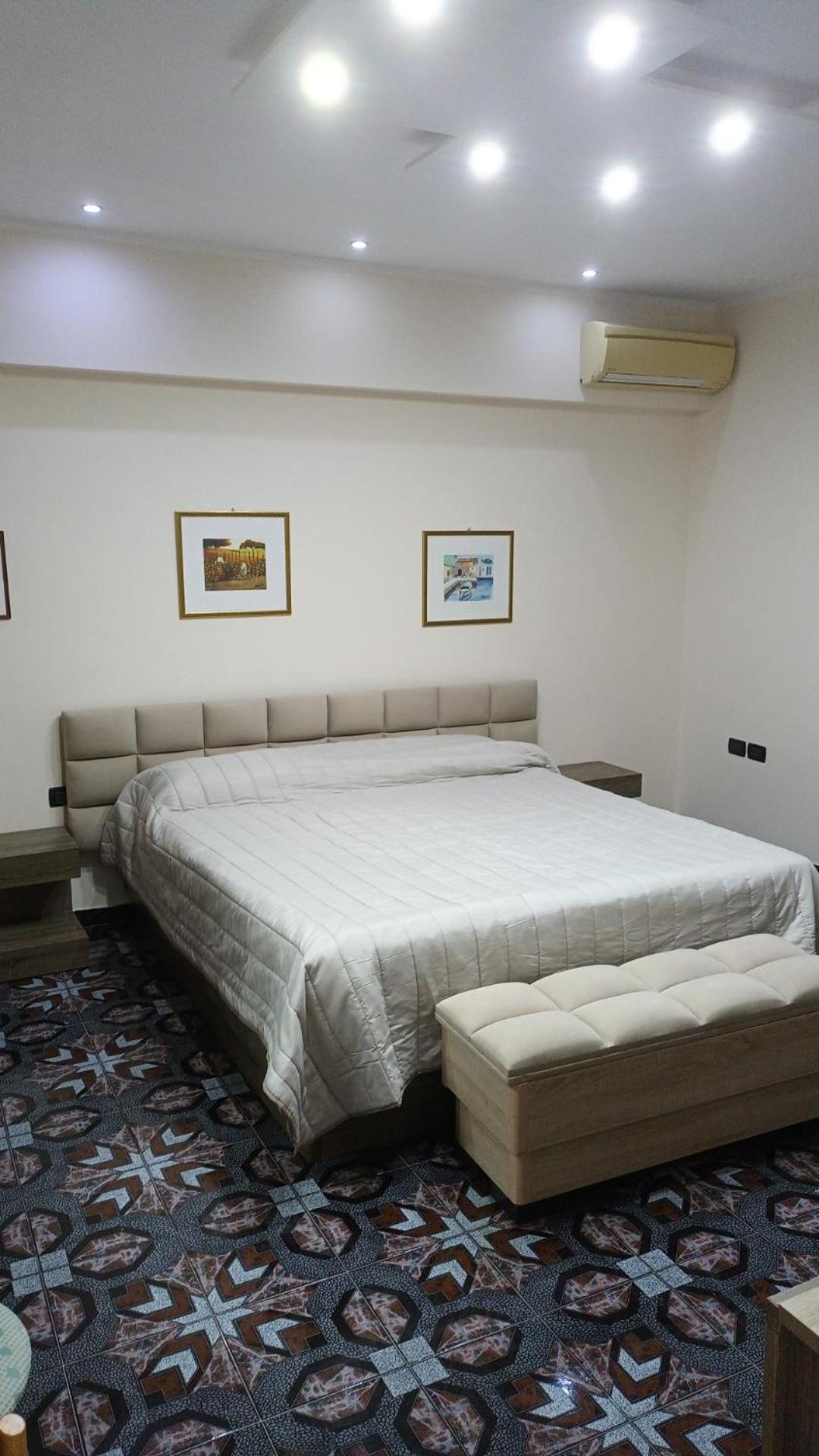 Royal Aparthotel Vlorë 外观 照片
