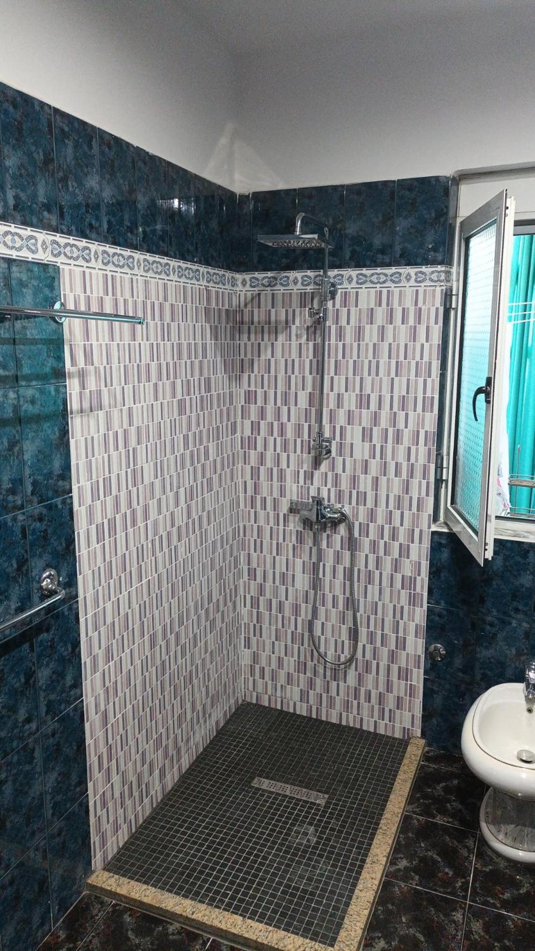 Royal Aparthotel Vlorë 外观 照片